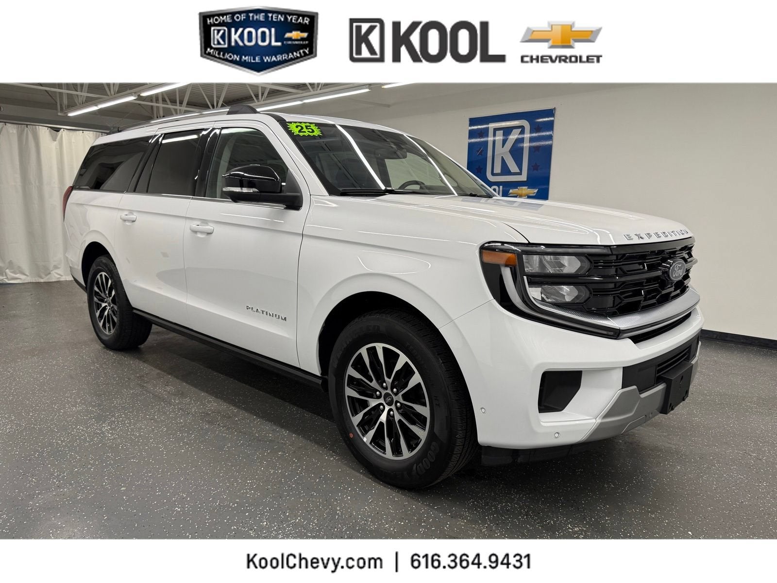 2025 Ford Expedition Max Platinum in Other — front three-quarter view