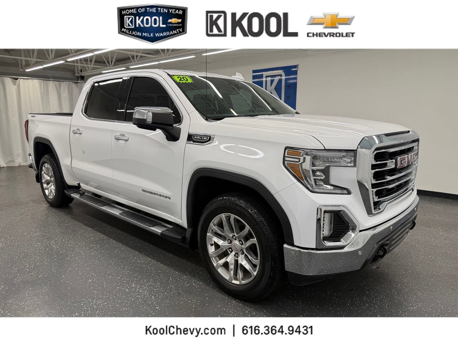 2020 GMC Sierra 1500 SLT in Summit White — front three-quarter view