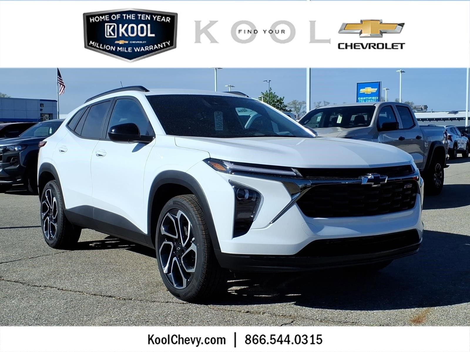 2026 Chevrolet Trax 2RS in Summit White — front three-quarter view
