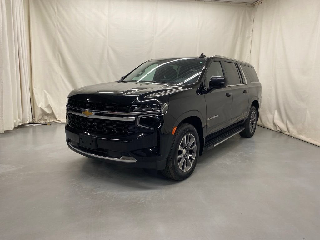2023 Chevrolet Suburban — side profile view