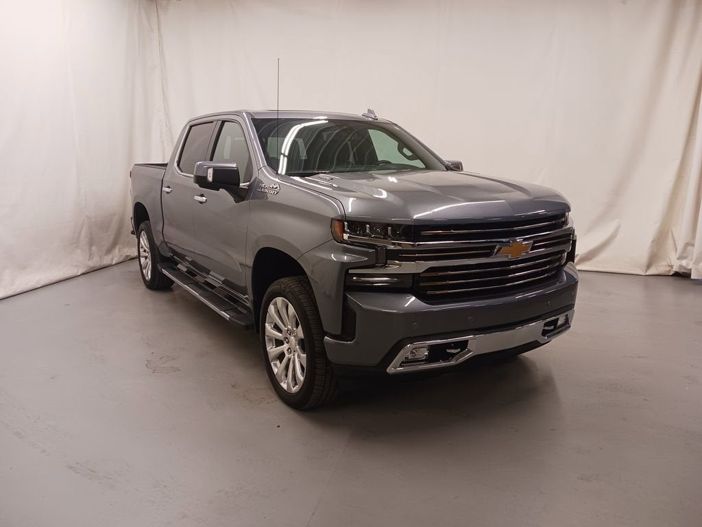 2020 Chevrolet Silverado 1500 High Country in Satin Steel Metallic — front three-quarter view