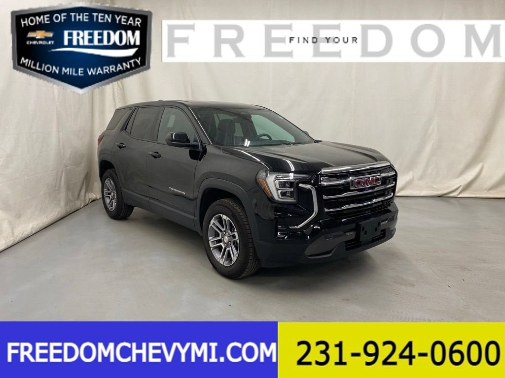 2025 GMC Terrain Elevation in Ebony Twilight Metallic — front three-quarter view