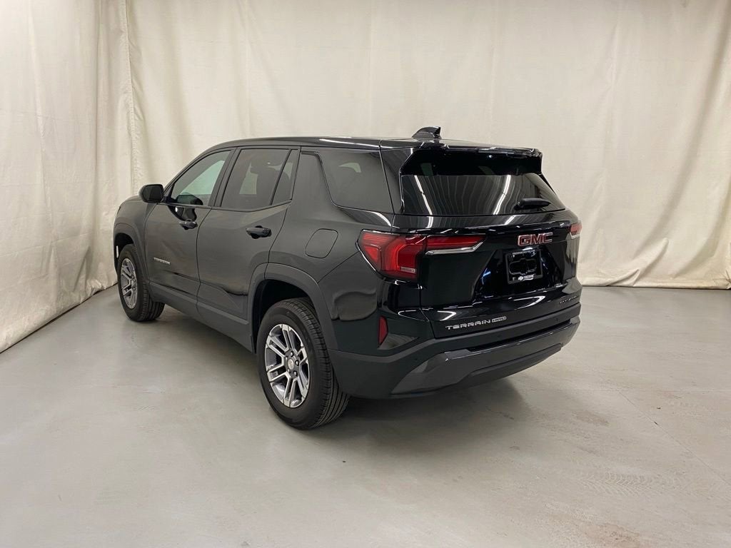 2025 GMC Terrain — detail view