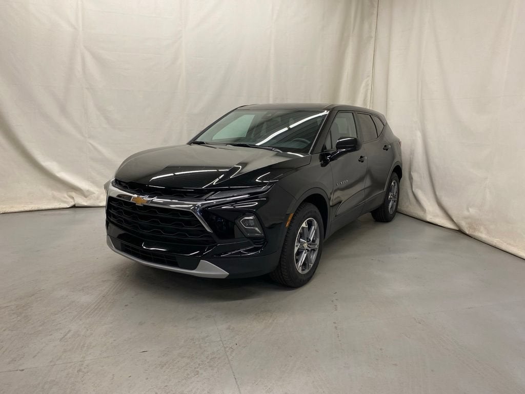 2023 Chevrolet Blazer — side profile view