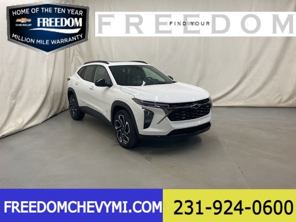 2026 Chevrolet Trax 2RS in Summit White — front three-quarter view
