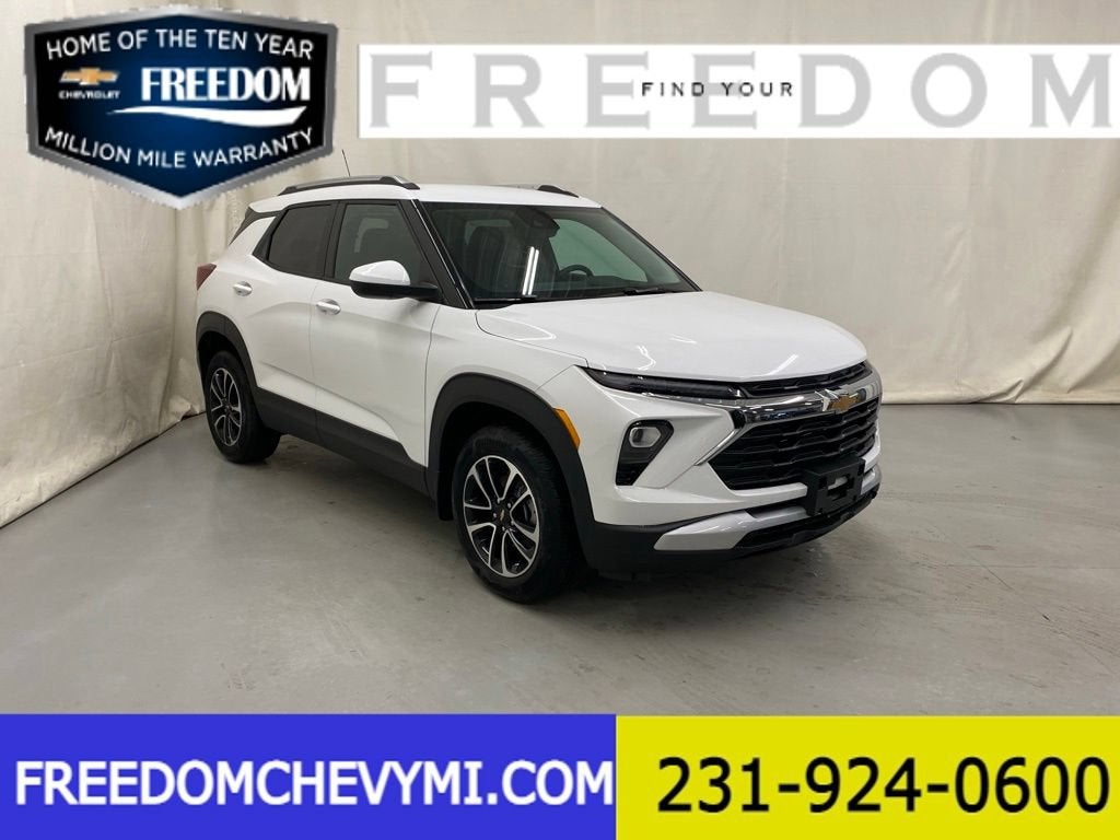2026 Chevrolet Trailblazer LT in Summit White — front three-quarter view