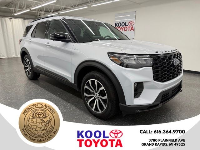 2026 Ford Explorer ST-Line in Space White Metallic — front three-quarter view
